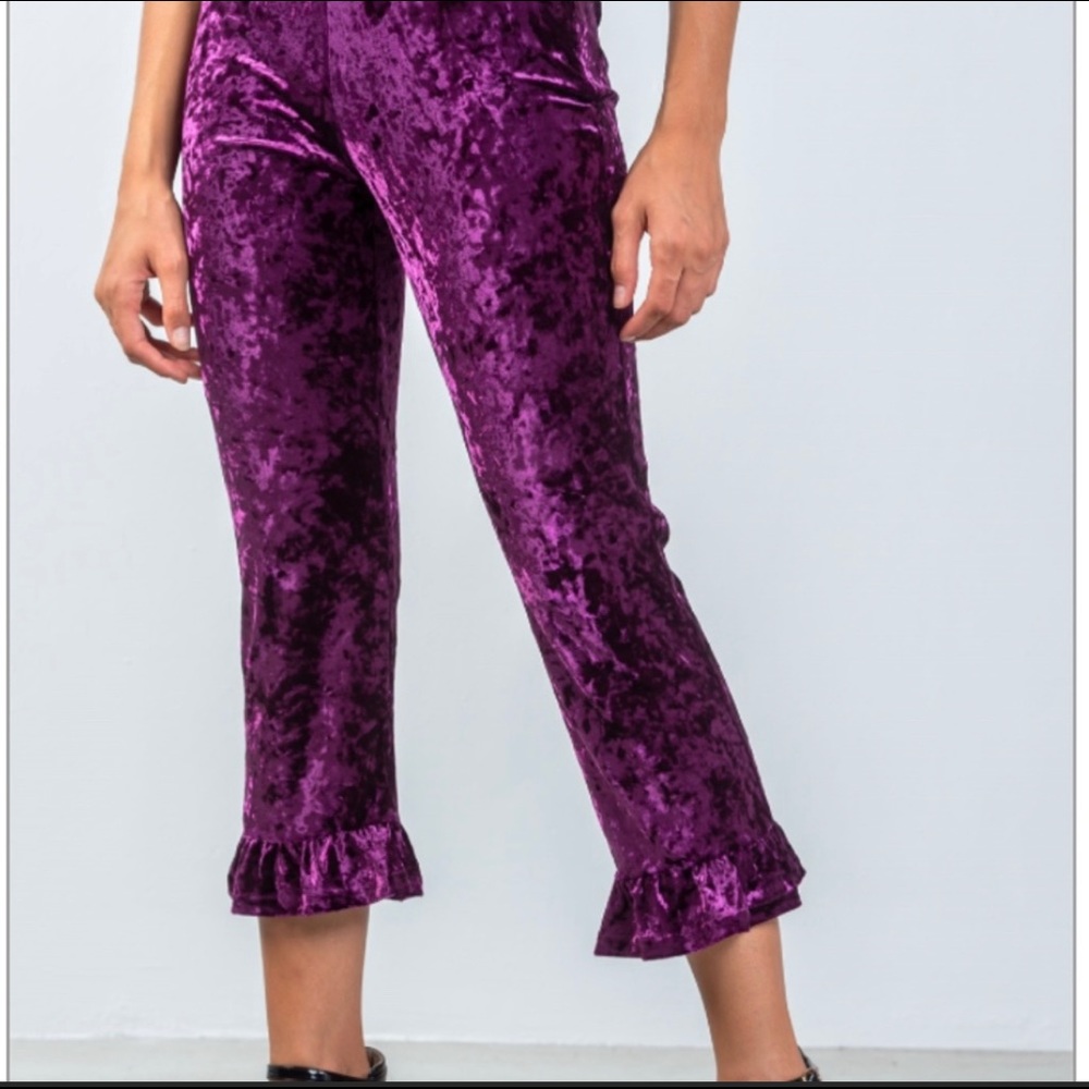 Cropped Purple Ruffle Pants - Picture 4 of 6
